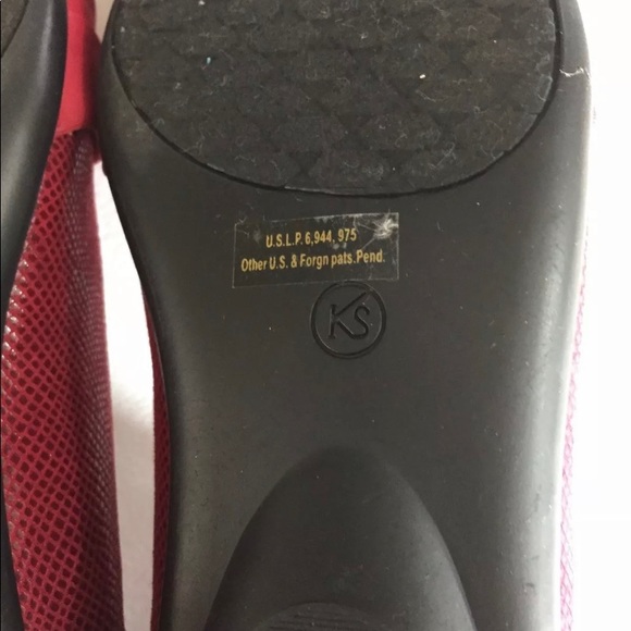 Sold-Karen Scott Flats Dark Red Leather Satin Bow Sz 7.5 - Picture 9 of 10